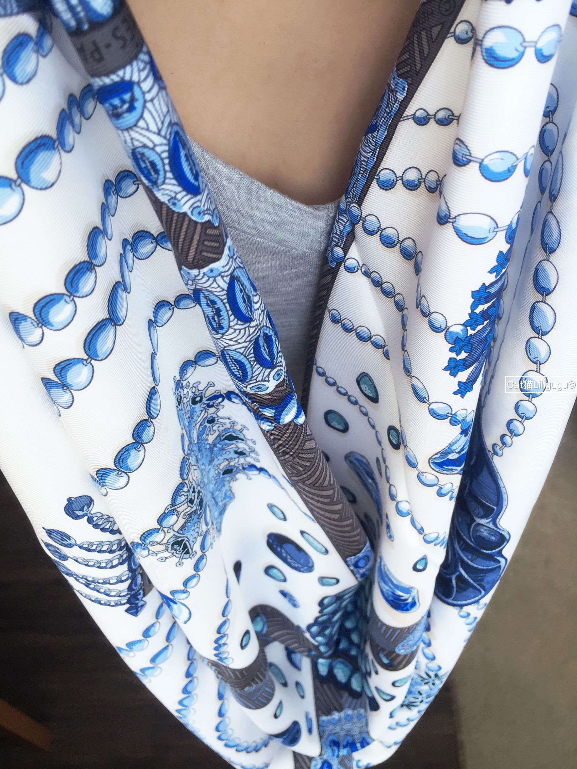 エルメス)カレ90《珊瑚の小道Chemins de Corail》スカーフ (HERMES