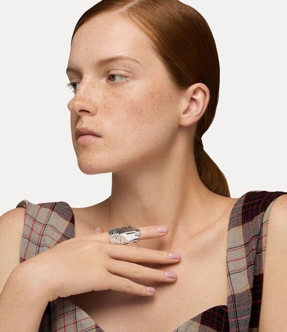 大人気定番!!アーマーリング◇Vivienne Westwood◇Armour Ring