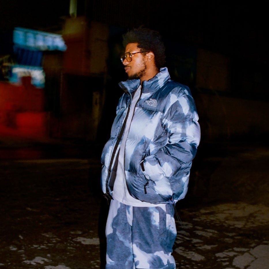 Supreme The North Face Bleached Denim Print Nuptse ヌプシ (Supreme
