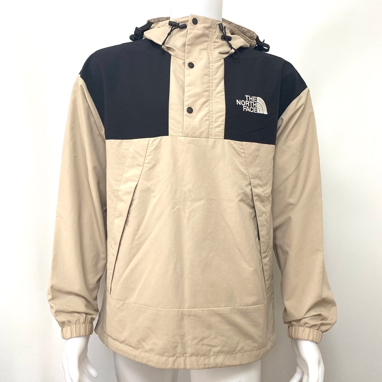 ノースフェイス マウンテンジャケット ベージュ (THE NORTH FACE