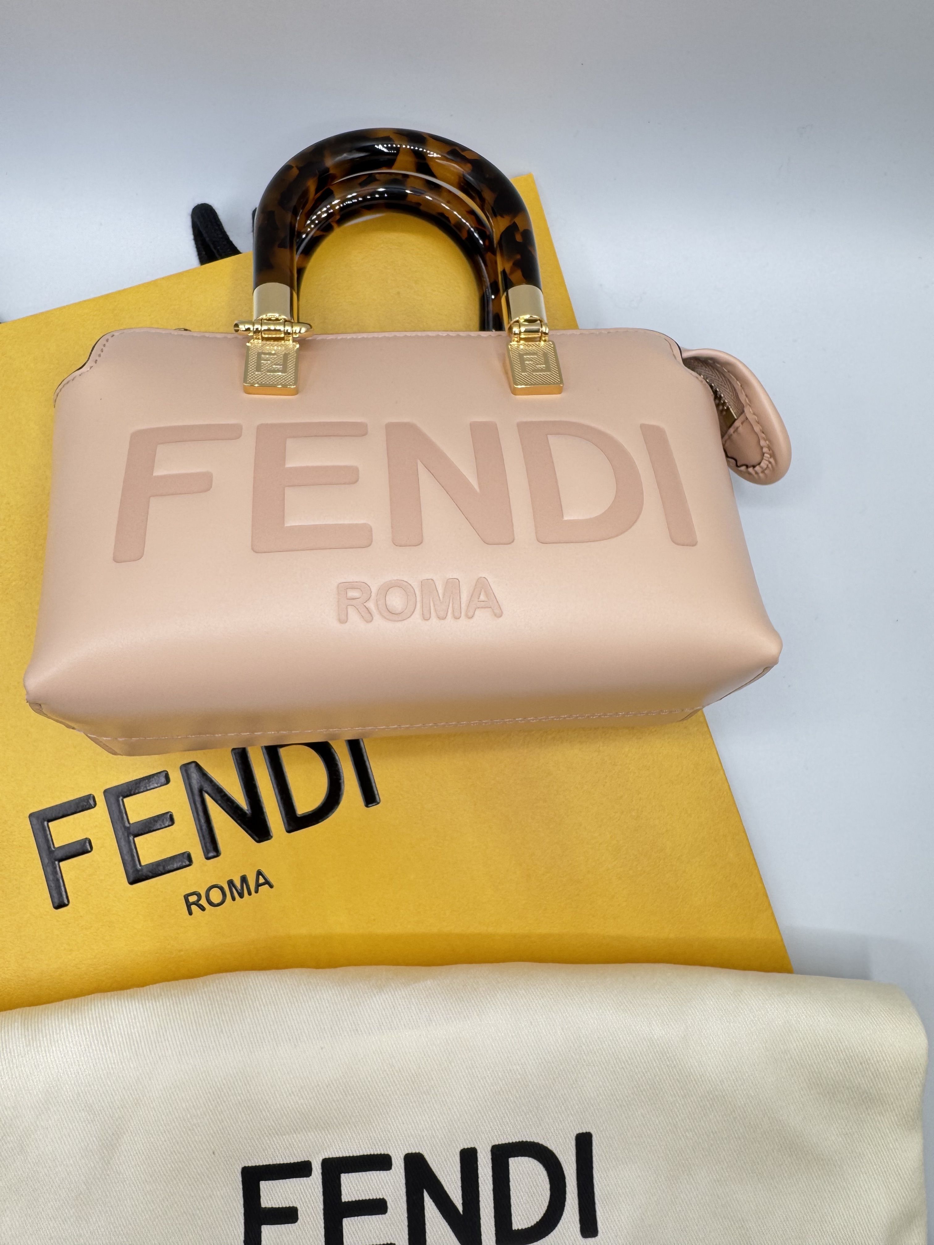 新作2023AW】フェンディ バイザウェイ ミニ ボストンバッグ (FENDI