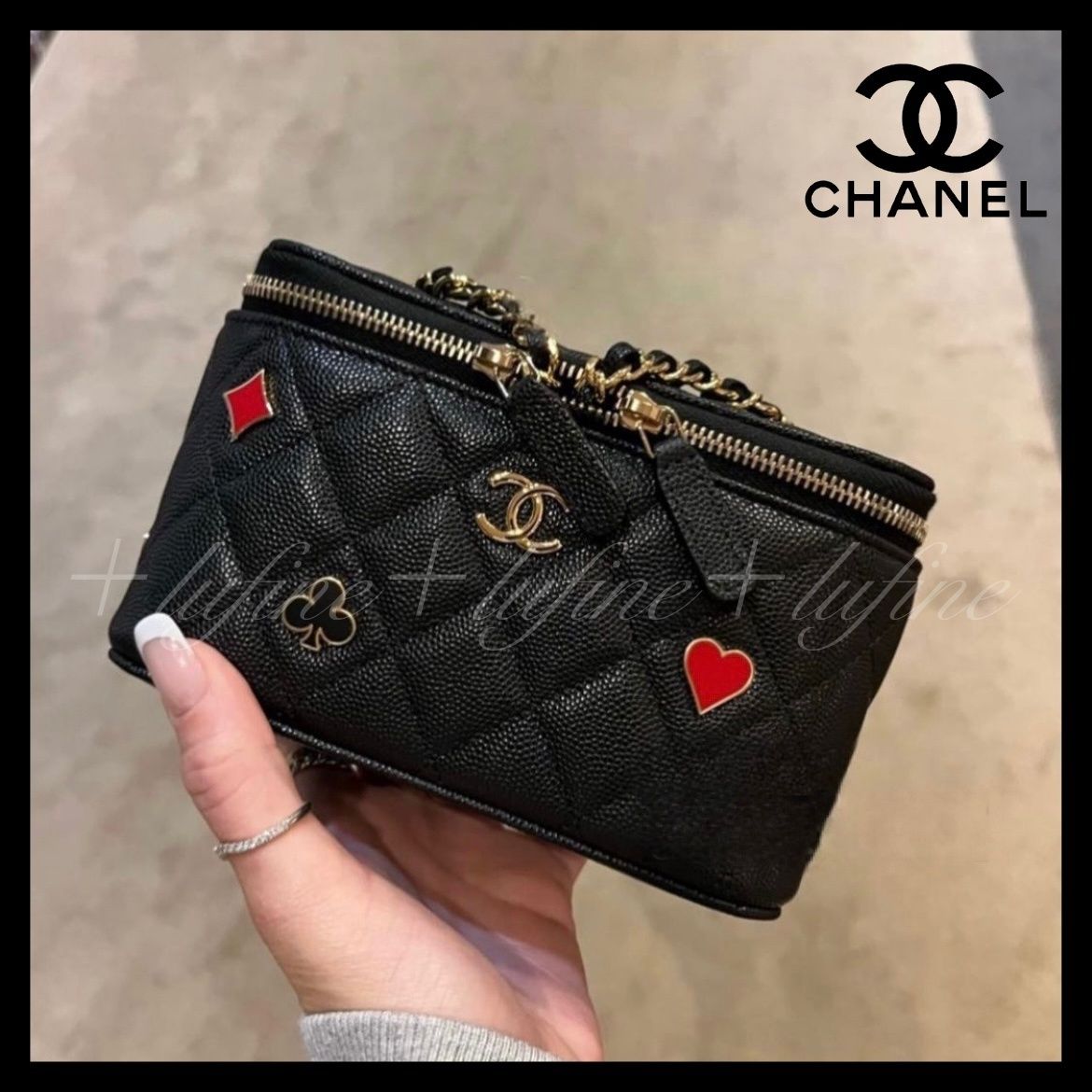 トランプ柄が可愛い＊ミラー付き】シャネル ヴァニティバッグ (CHANEL