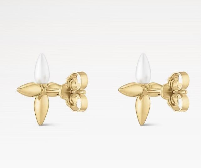 花モチーフが可愛い】LOUIS VUITTON☆ピアス☆ギフトにも◎ (Louis