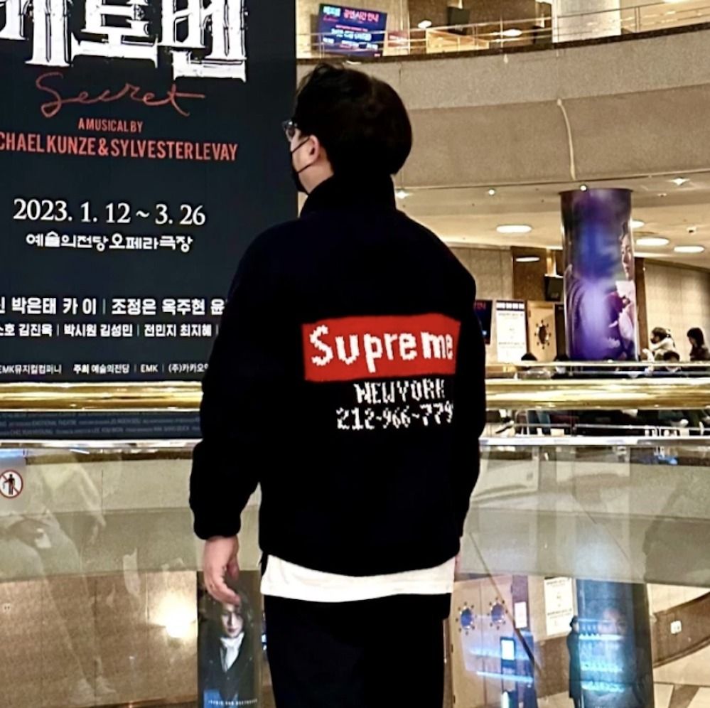 ☆大人気ボックスロゴ☆入手困難☆カウチンニット セーター 22FW