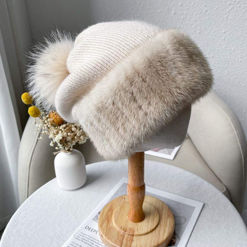 miuniu ニット帽 ポンポン付き ニット帽 ポンポン MiuMiu(ミュウミュウ