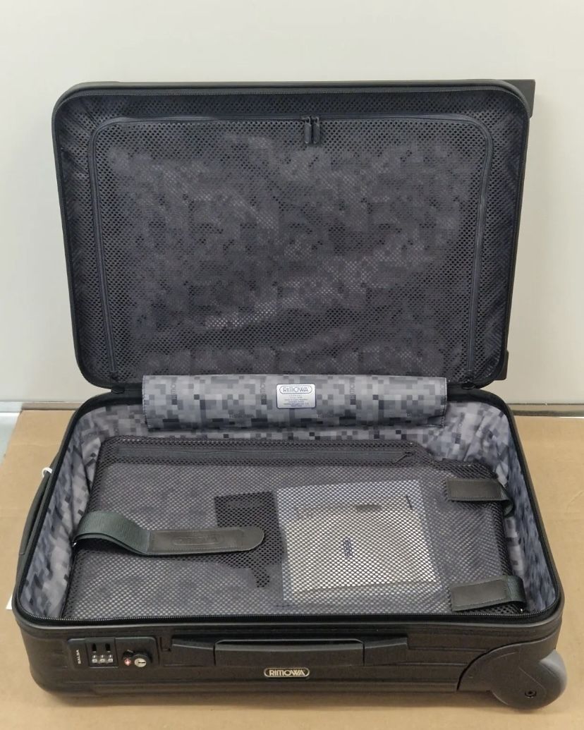 RIMOWA】廃盤品 Salsa Cabin マットブラック 2輪 (RIMOWA/スーツケース