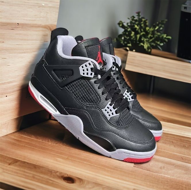 Nike Air Jordan 4 Retro 