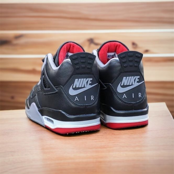 Nike Air Jordan 4 Retro 