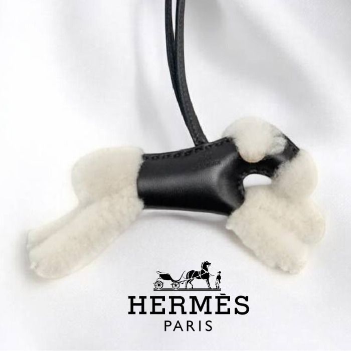 もこもこで可愛い！【HERMES】エルメス バディ チャーム (HERMES