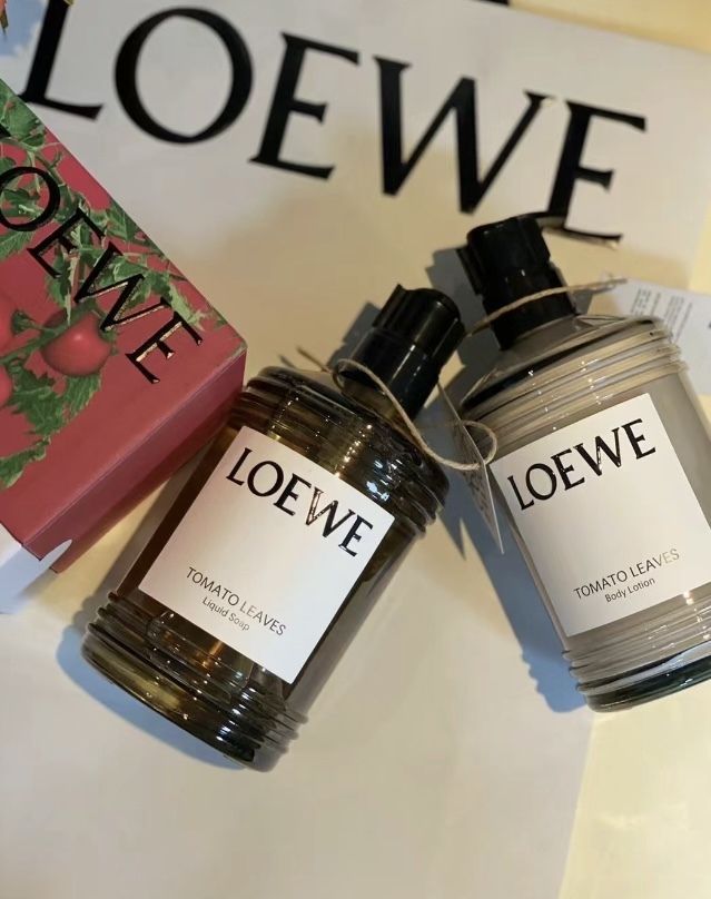 フレッシュな香り LOEWE ロエベ トマトリーフ ボディローション (LOEWE