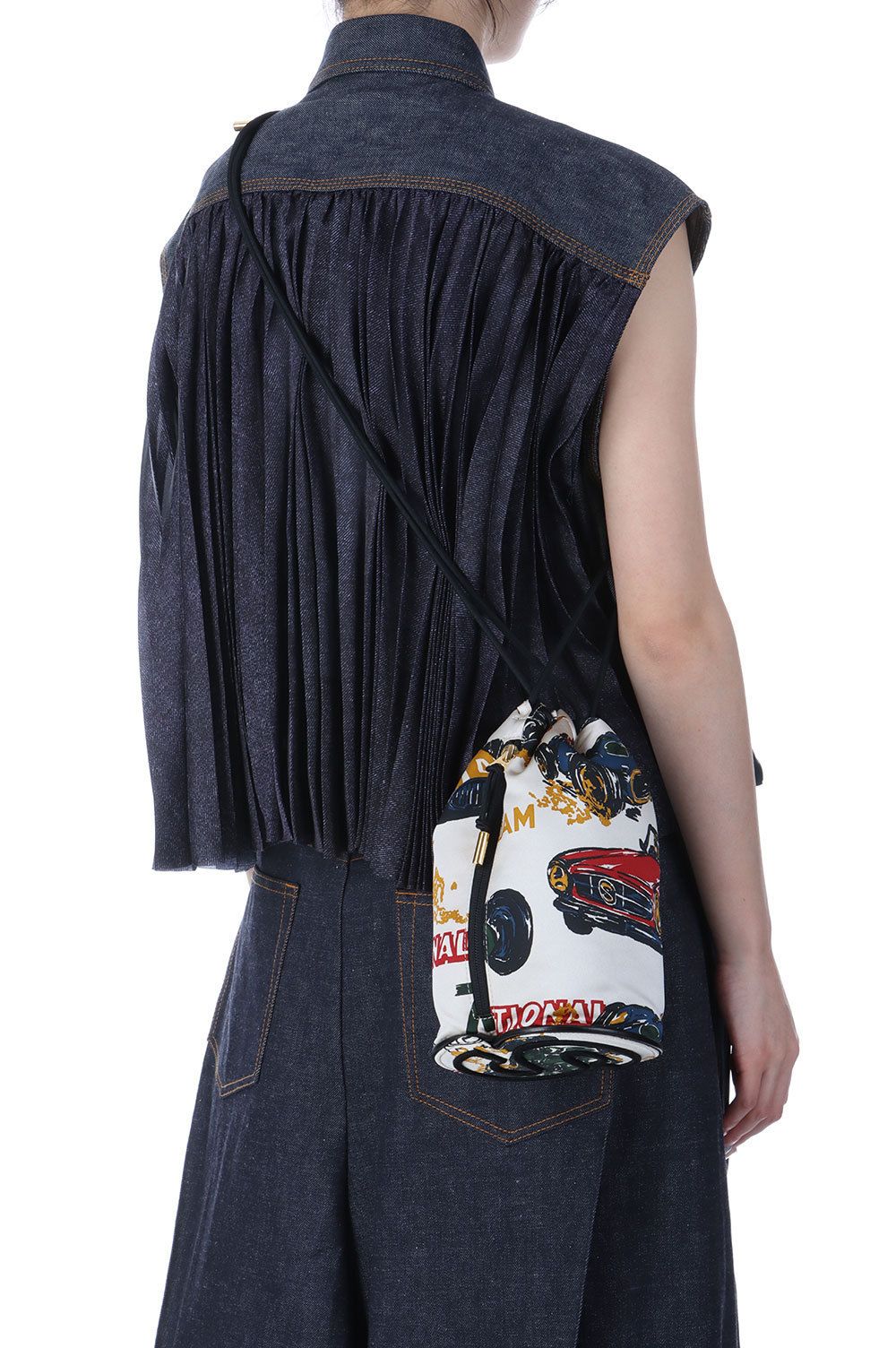 洗練された個性》【sacai】巾着/カーレースプリント (sacai/ショルダー