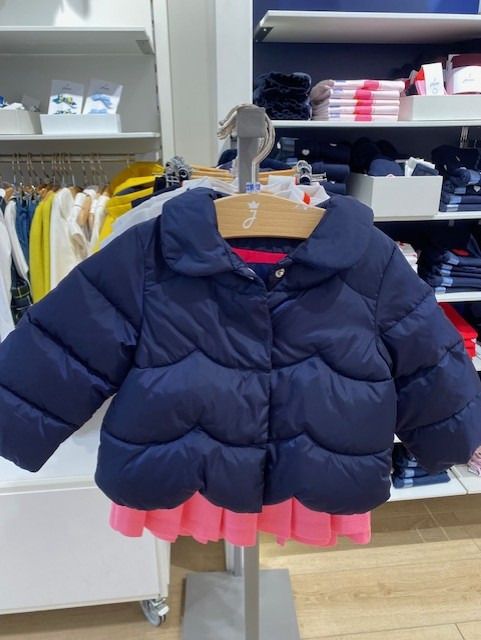 JACADI(ジャカディ) ネイビー色ダウンジャケット 12-36m (JACADI/べ