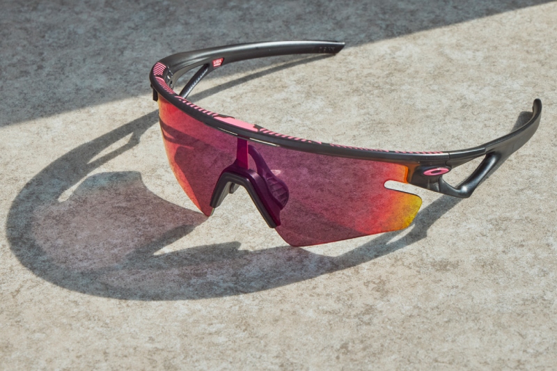 スポーツ自転車に最適な2025注目アイウェア【OAKLEY（オークリー