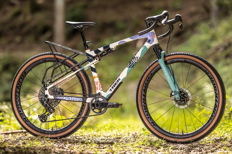 グラベルバイク＆ギア2026【TREK（トレック）】｜サイクルスポーツがお