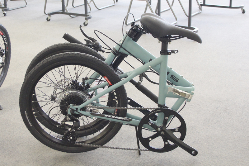 ディスクブレーキ搭載 KHSとマンハッタンの2021モデルの折り畳み自転車