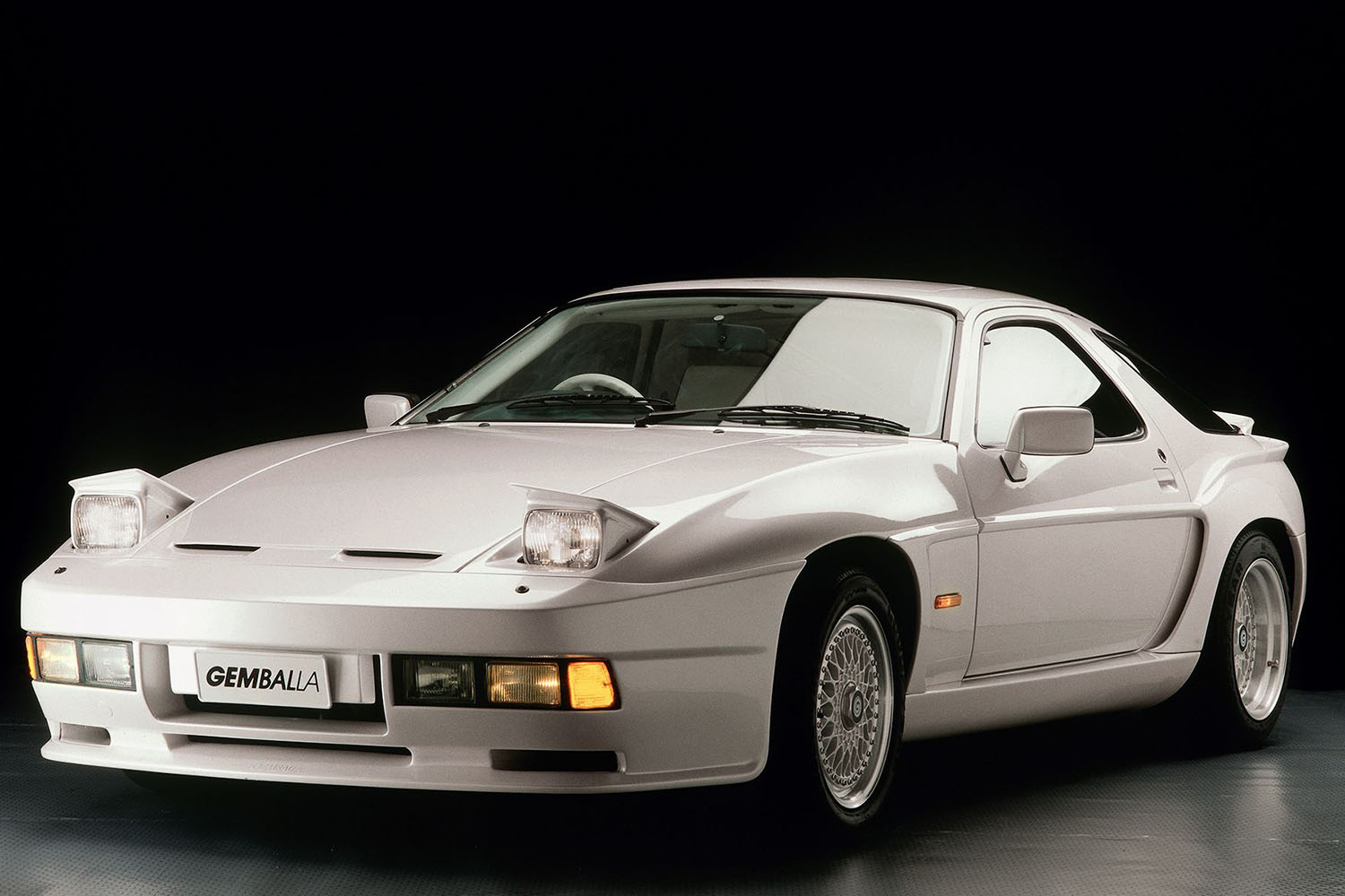 1980年代から2000年代を駆け抜けた「ゲンバラ」というカリスマポルシェ