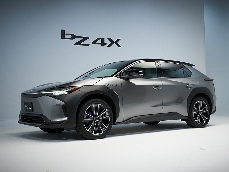 トヨタの新型EV「bZ4X」、デンソーの最新ADASセンサー搭載 | 日経