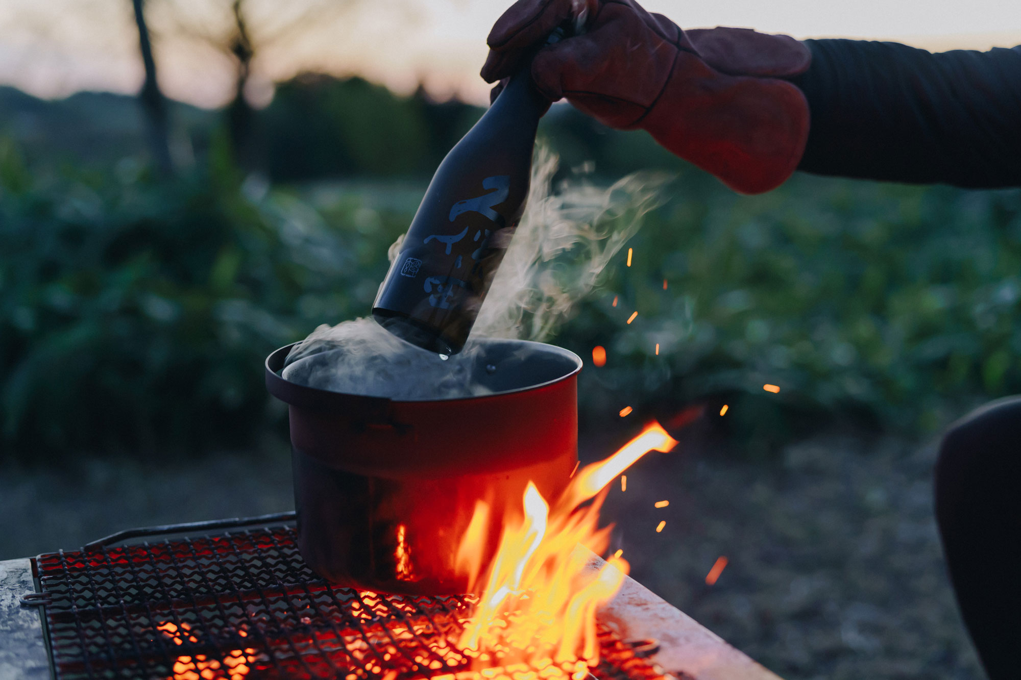 焚火と野生の酒「久保田 雪峰」。 - KUBOTAYA