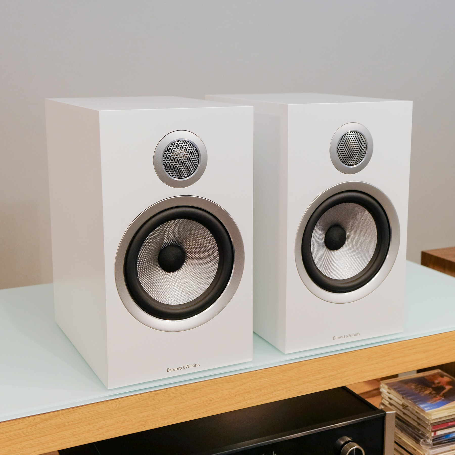 B&W 706 S2 - Audio construction | Hi-Fi Online Sales: Amplifiers