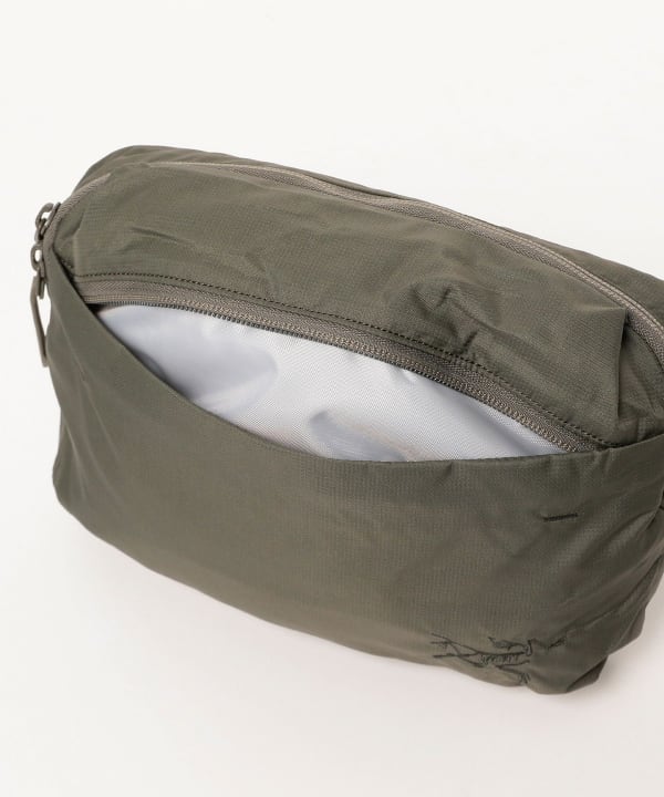 BEAMS（ビームス）ARC'TERYX / Heliad Crossbody（バッグ サコッシュ