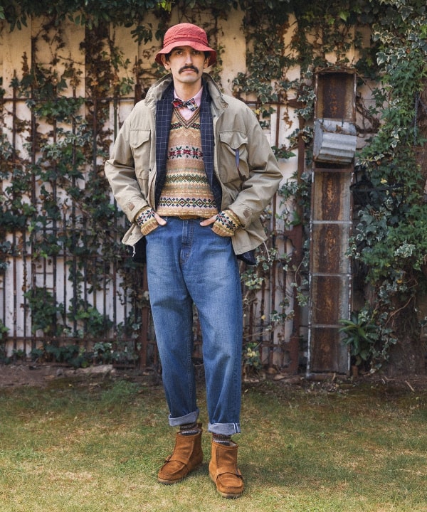 BEAMS PLUS（ビームス プラス）【別注】Jamieson's / Fairsile V-Neck