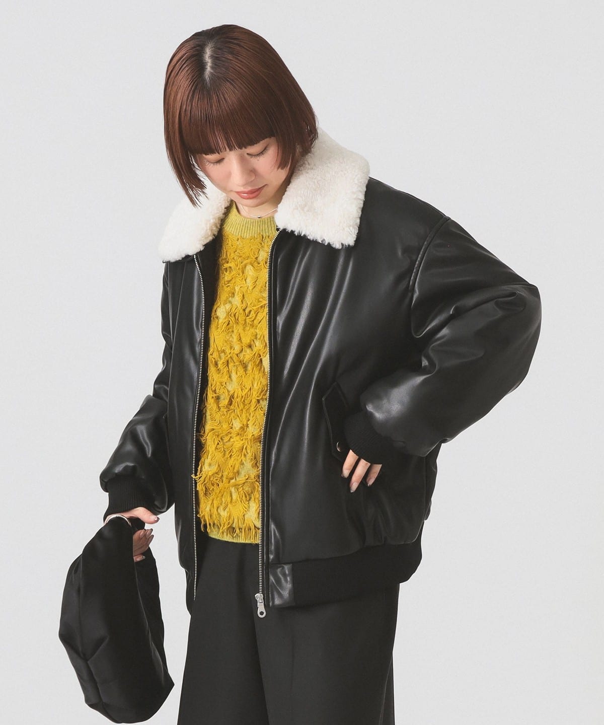 Ray BEAMS（レイ ビームス）フェイクレザー ナカワタボマー ブルゾン