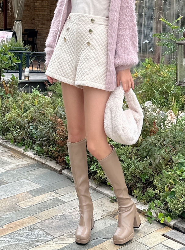 ゴールドボタンキルティングショートパンツ[gm769] | レディース