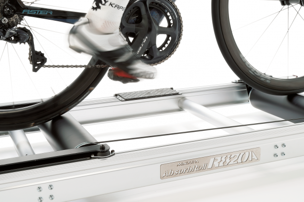MINOURA｜ライダーのスキルを育てるミノウラの3本ローラー！ | Bicycle