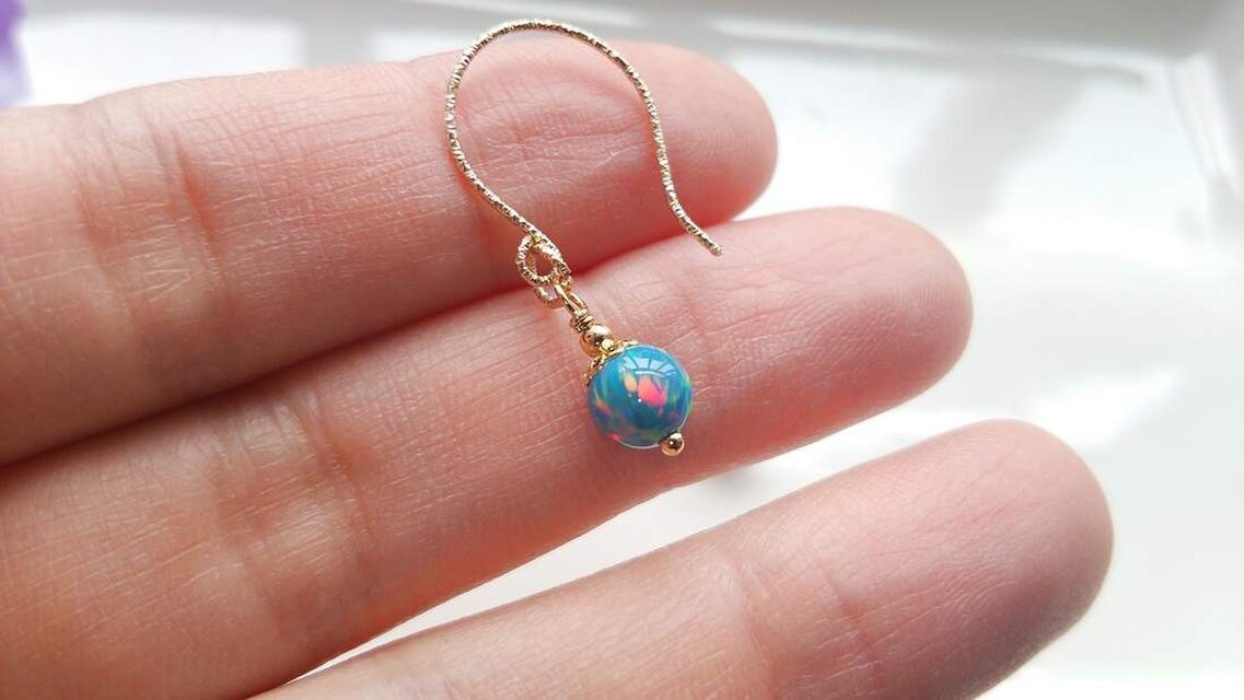 14kgf カラーオパールとシリマナイトのピアス 14kgf☆ピンクオパール