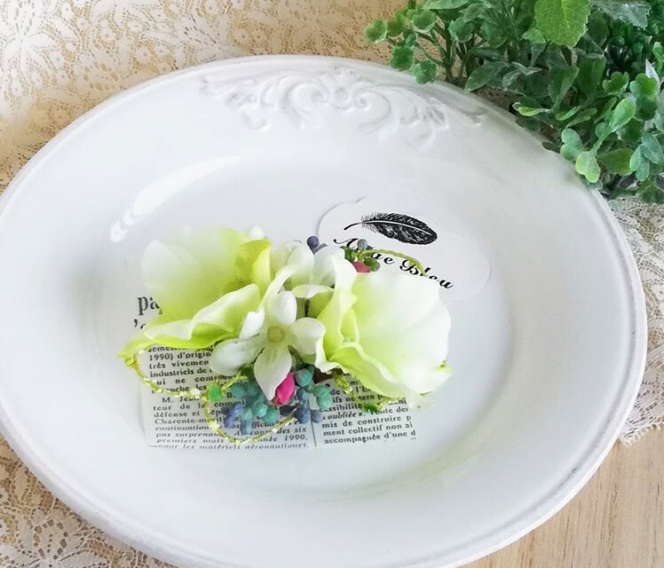 デンファレ◇コサージュ◇ヘッドドレス 2way☆*:.ホワイト dendrobum