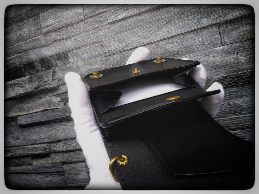 ◇ トラッカーウォレット ミニ ◇ お札を折らない 幅広タイプ 茶芯