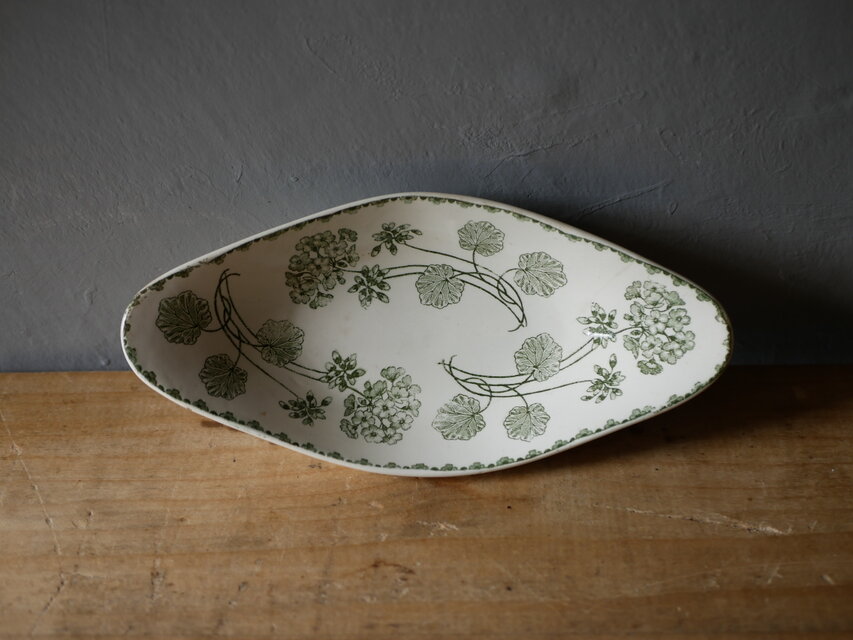 サルグミンヌ ゼラニウムシリーズ ラヴィエ フランスアンティーク