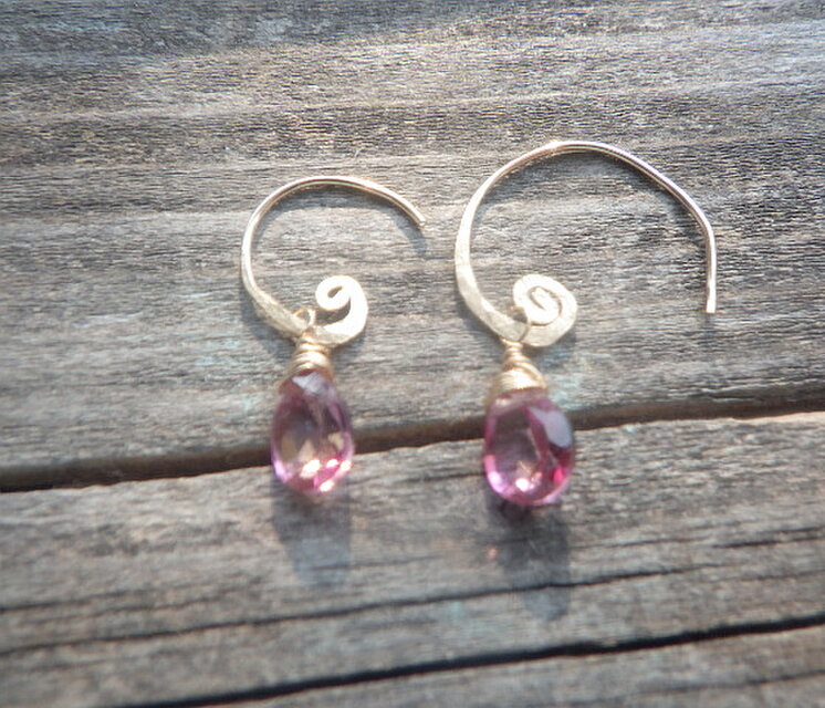 14Kgf* Swirl＆Pink Topaz Earrings* 宝石質ピンクトパーズの渦巻き