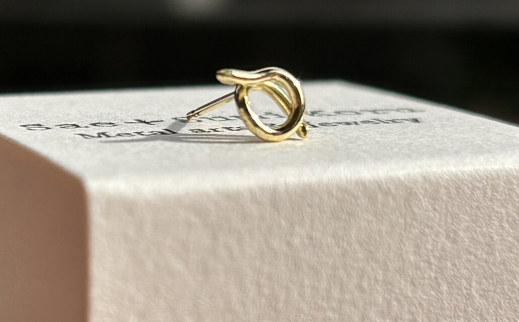 K18◇蛇スタッドピアス◇2025年干支◇K18 Snake Stud（片耳分