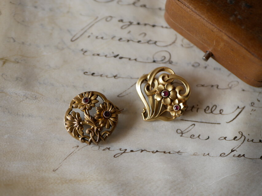 FIX社 アンティークブローチ アールヌーヴォー ブロカントのある暮らし