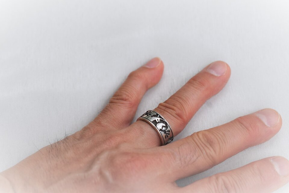 インディアン ココペリ リング | iichi 日々の暮らしを心地よくする