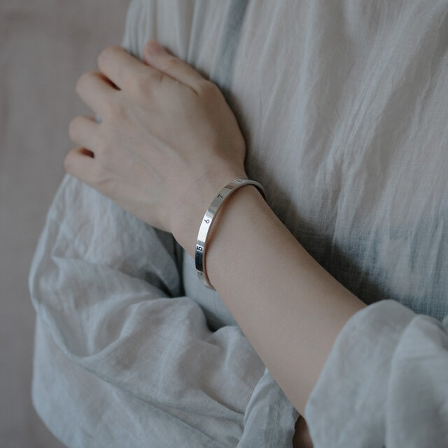 数字 ナンバー バングル シルバー925 | iichi 日々の暮らしを心地よく