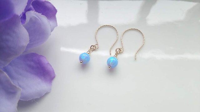 京都オパール6mm(浅葱)☆14Kgfグリッターピアス | iichi 日々の暮らし