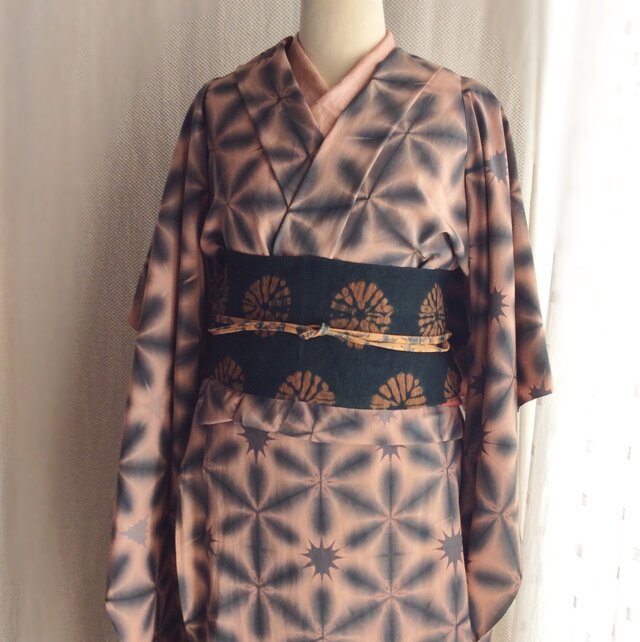 草木染地色の雪花絞り木綿反物13m スレン黒 の雪花絞り | iichi 日々