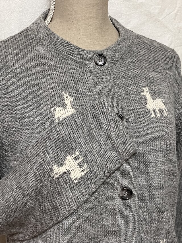 100％ベビーアルパカ アルパカ柄カーディガン ライトグレー | iichi