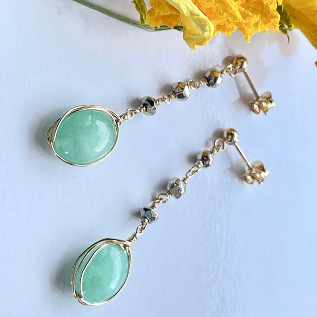 14kgf エメラルド のデザインピアス ブラジル産 5月 誕生石 | iichi