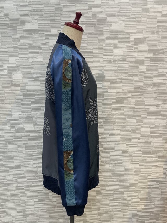 着物リメイク】運気を上げるスカジャン、ブルゾン（獅子）（虎、寅