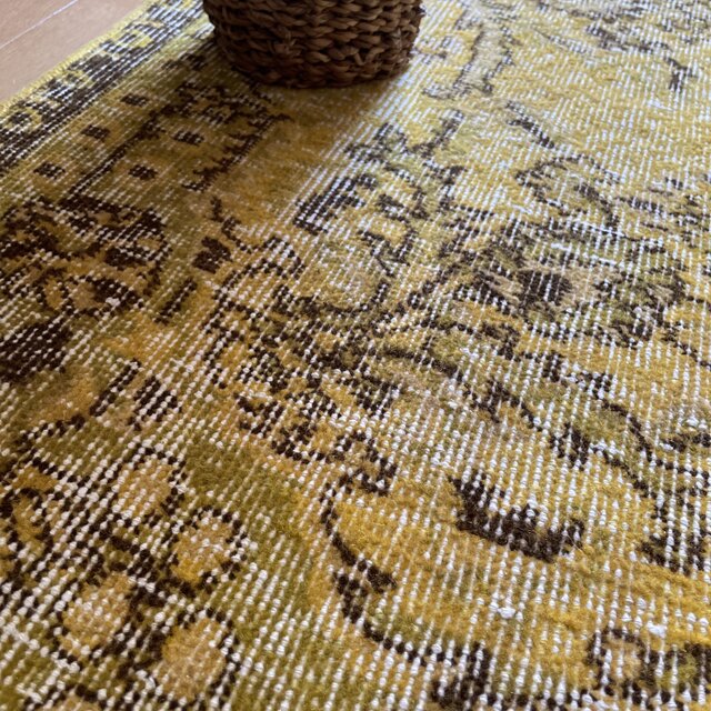 トルコヴィンテージラグ 120×205 レモンイエロー オーバーダイ