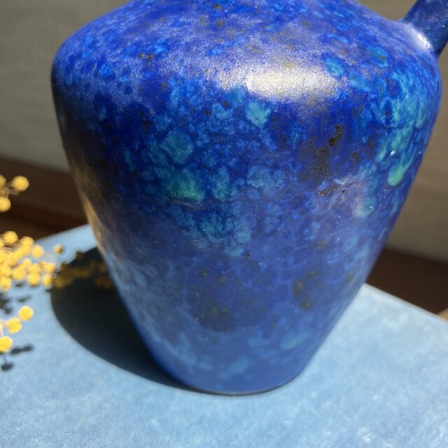 抽象画のような鮮やかなブルーのドイツ花瓶／Fat Lava／ファットラヴァ