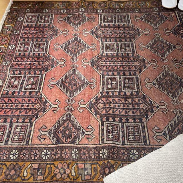 117.5×200 トライバルラグ くすみ赤茶夕焼け トルコヴィンテージラグ