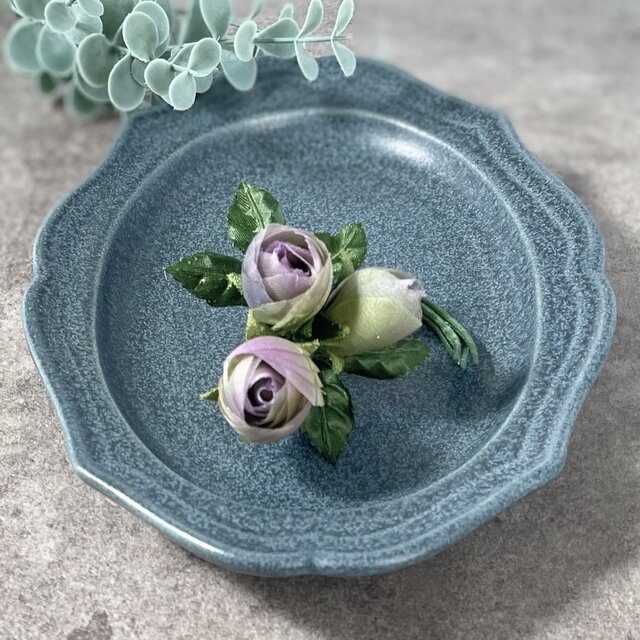 布花 アンティークパープルのミニ薔薇のブローチ | iichi 日々の暮らし