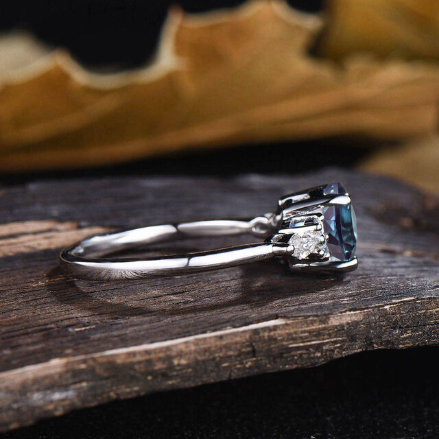 6月の誕生石アレキサンドライト婚約指輪925スターリングシルバーカラー