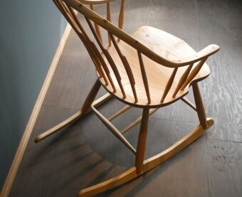 ウィンザーロッキングチェア | iichi 日々の暮らしを心地よくする