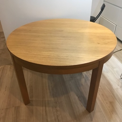 IKEA 2way BJURSTA 伸長式 2way 115.5×115.5 楕円テーブル 166×115.5