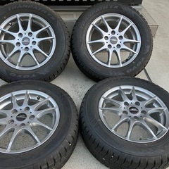 195/65R15超バリ山スタッドレスタイヤ付きホイール4本 ノア